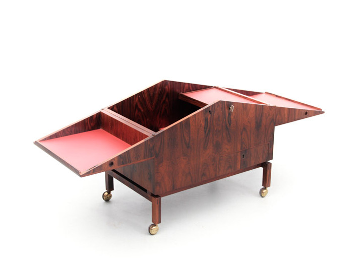 Mid-Century modern scandinavian Bar inRio  rosewood by Lief Alring. CF Christiansen