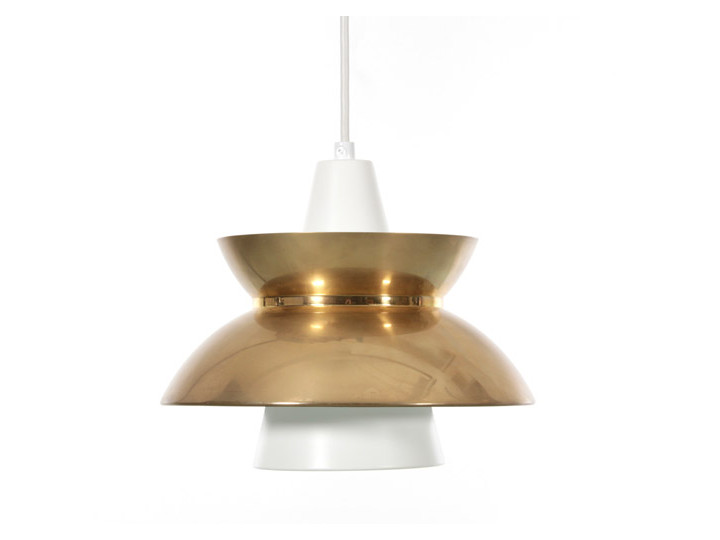 Mid-Century modern scandinavian pendant lamp Doo-Wop light brass by Louis Poulsen. Edition 2013