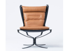 Fauteuil scandinave  Falcon phoenix, dossier haut de Sigurd Resell. Nouvelle édition.