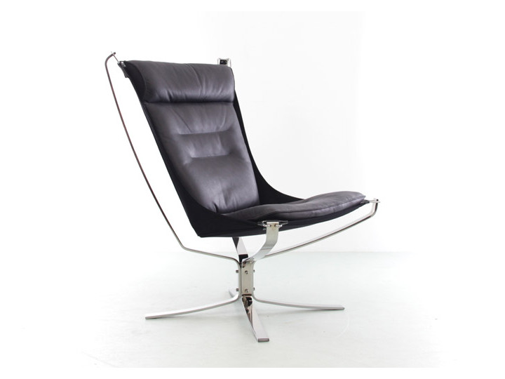 Fauteuil scandinave  Falcon phoenix, dossier haut de Sigurd Resell. Nouvelle édition.