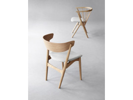 Chaise scandinave No 7 (dossier en bois) édition neuve