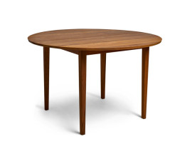 Scandinavian dining table No 3 solid tabletop (noyer)