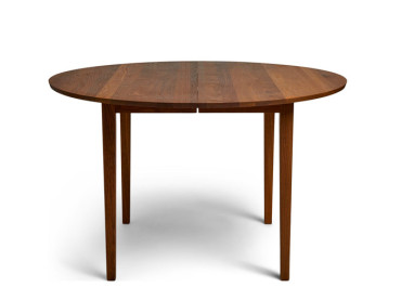 Scandinavian dining table No 3 extensions available (noyer)