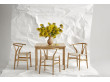 Chaise scandinave  Wishbone ou CH 24. Série limitée Anniversaire 2023