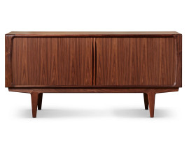 Buffet scandinave No. 142....