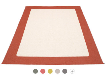 Tapis scandinave en plastique Pappelina modèle Ilda Large