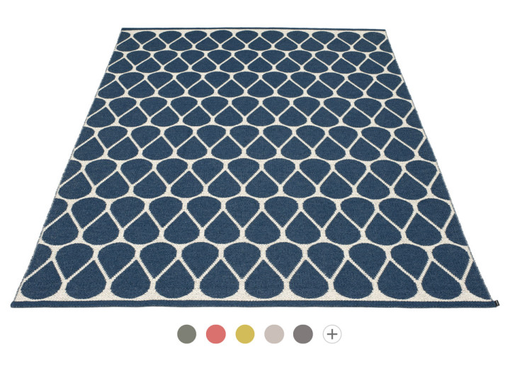 Tapis scandinave en plastique Pappelina modèle Otis Large