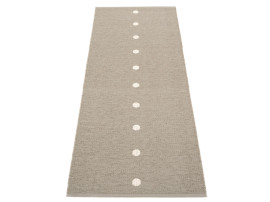 Tapis scandinave en plastique Pappelina modèle Max Large