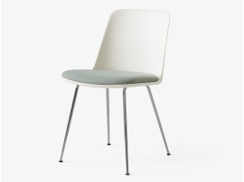 Chaise scandinave modèle Rely HW7