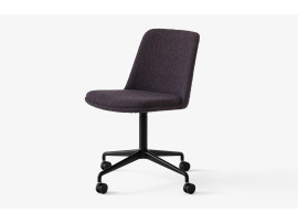 Chaise de bureau scandinave modèle Rely HW24-HW25. Pied pivotant sur roulettes