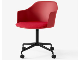 Fauteuil de bureau scandinave modèle Rely HW49  pivotant à roulette