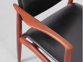 Paire de fauteuils scandinaves en palissandre de Rio modèle 66 Erik Buck