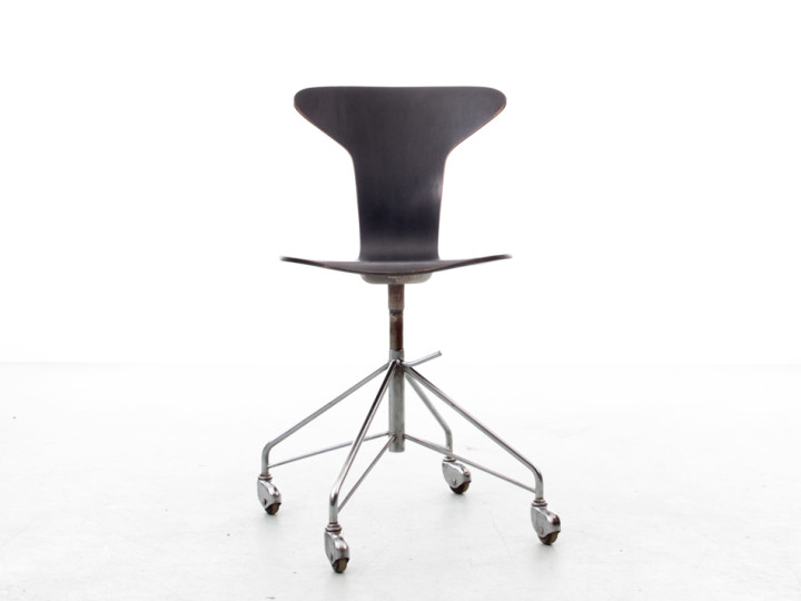 Chaise scandinave Munkegaard à roulettes, ou Swivel chair Fritz hansen  Arne Jacobsen