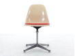 Suite de 4 chaises Space Age pivotantes. Revêtement d’origine. Charles Eames - Herman Miller