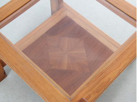 Table basse ou table d'appoint en pin. Design  français 1970's