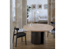 Table à manger NUAGE SH7