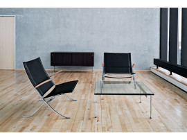 Fauteuil scandinave FK 82 X, édition neuve