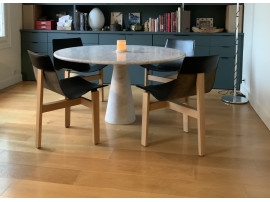 Table de repas M1 de Angelo Mangiarotti. Edition Agapecasa