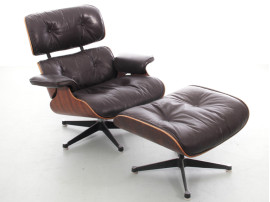 Eampes lounge chair et son ottoman, en palissandre de Rio - Edition Mobilier International - 1974