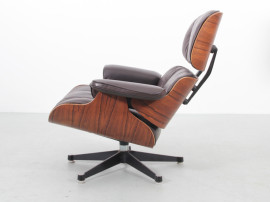 Eampes lounge chair et son ottoman, en palissandre de Rio - Edition Mobilier International - 1974
