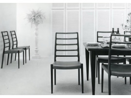 Chaise scandinave Modèle 82. Edition neuve jl Mollers