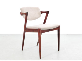 Suite de 10 chaises scandinaves en palissandre de Rio modele 42