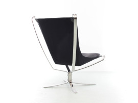 Fauteuil scandinave  Falcon phoenix, dossier haut de Sigurd Resell. Nouvelle édition.