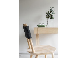 Naïve chair wood
