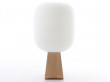 Lampe de table scandinave en opale et multipli de chêne modèle Toad 1UP