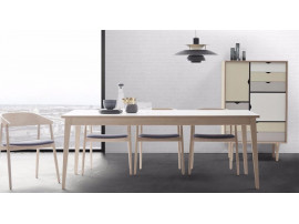 Table de repas scandinave à rallonge modèle T3 Plateau stratifié. 6/12 pers