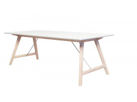 Table de repas  scandinave à rallonge modèle T7. 220 cm à 420 cm. 8/16 pers