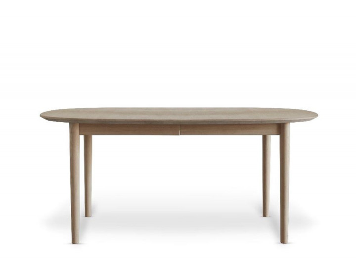 Scandinavian extendable dining table model Classic 172. 6/26 pers. Solid oak.