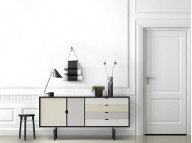 Enfilade scandinave modèle S6 multicolore.