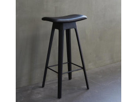 Tabouret de bar scandinave modèle HC1, tissu ou cuir, H67 cm ou H80 cm. 