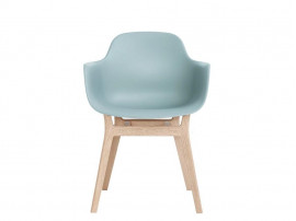 AC3 CHAIR