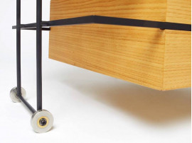 Chest of drawers model Sutoa. Oak. 