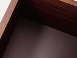 Chest of drawers model Sutoa. Walnut. 