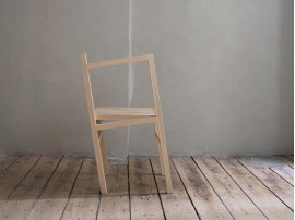 9.5° Chair