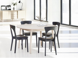 Extendable round dining table model 122, 6/10 seats