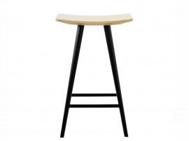 Tabouret de bar scandinave modèle Mikado. H 65 cm.