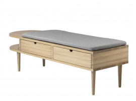 Banc scandinave modèle Radius. 