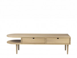 Banc scandinave modèle Radius. 