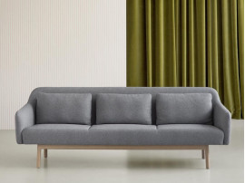 Canapé scandinave 3 pl, modèle Gesja. 