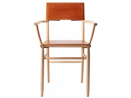 Fauteuil scandinave modèle Madonna II. Cuir.