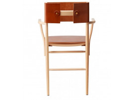 Fauteuil scandinave modèle Madonna II. Cuir.