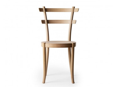 Chaise scandinave modèle Wood. 