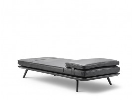 Spine daybed  1700