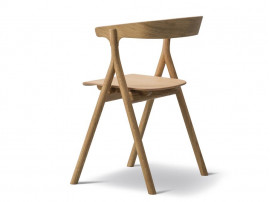 Yksi Chair model 3340