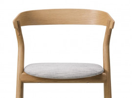 Chaise scandinave modèle Yksi 3341