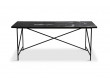 Table de repas scandinave en marbre de Carrare. 185 cm. Structure noire. 